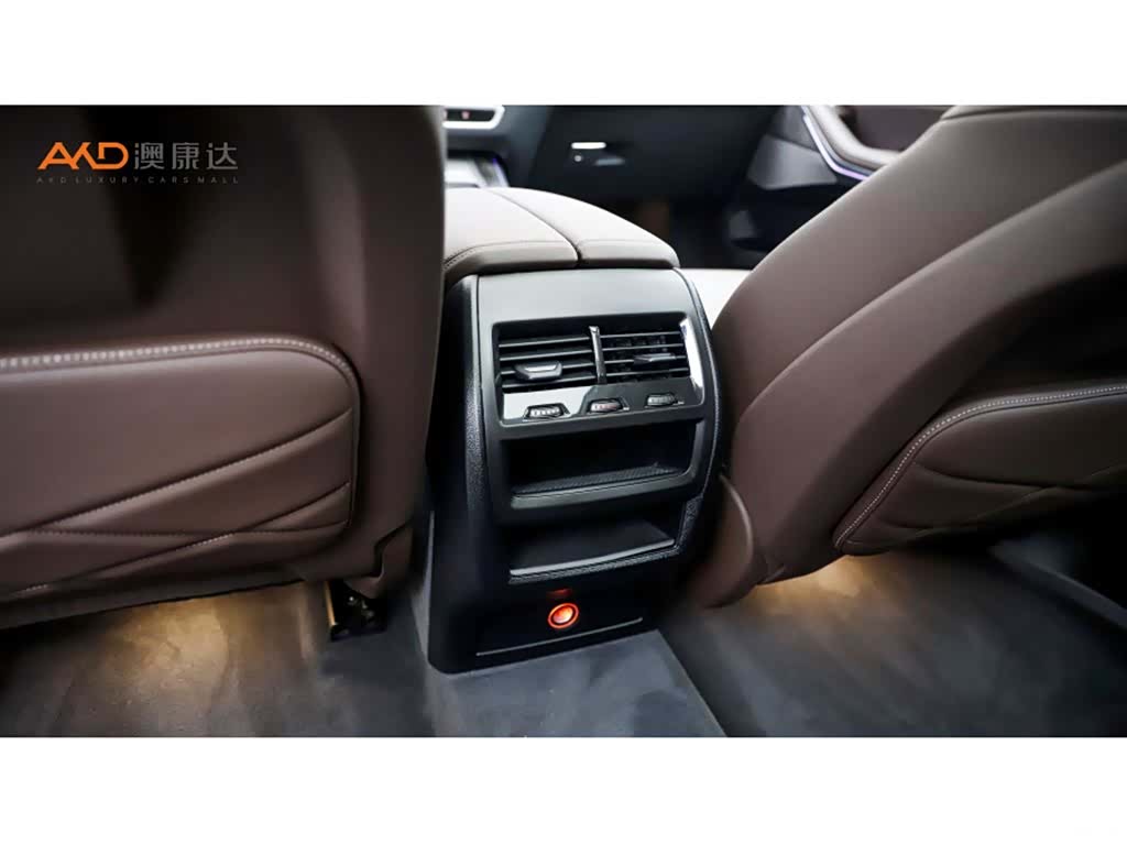 BMW X5, 2025 9