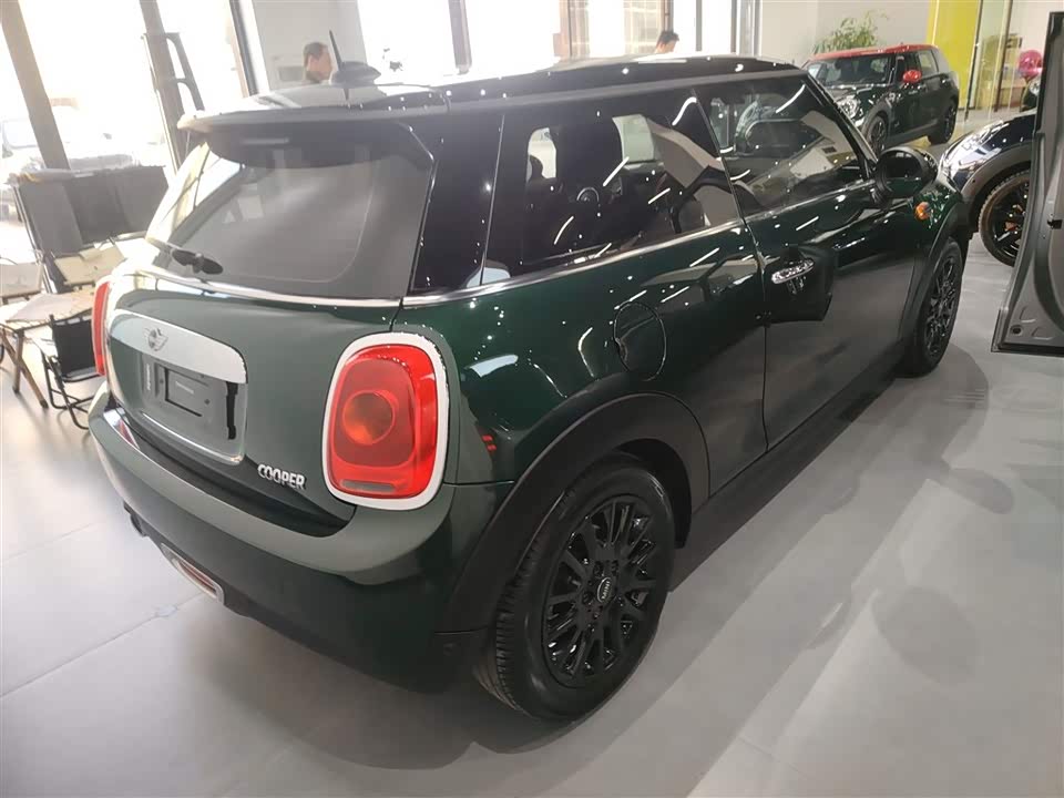 MINI MINI