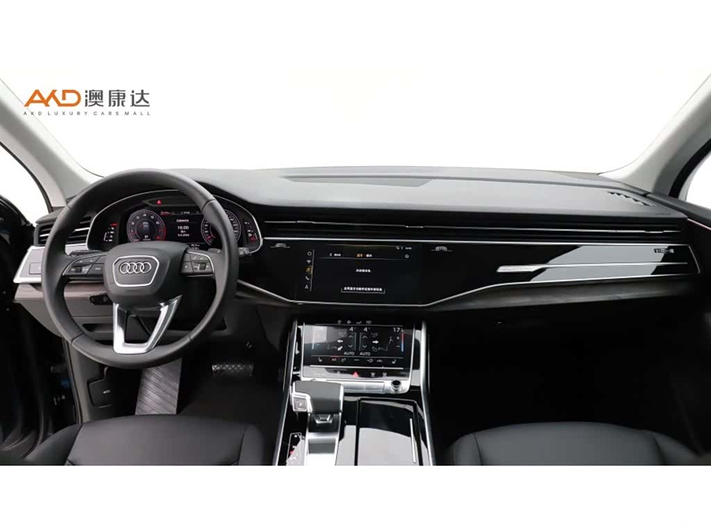 Audi Q7, 2020 все фото