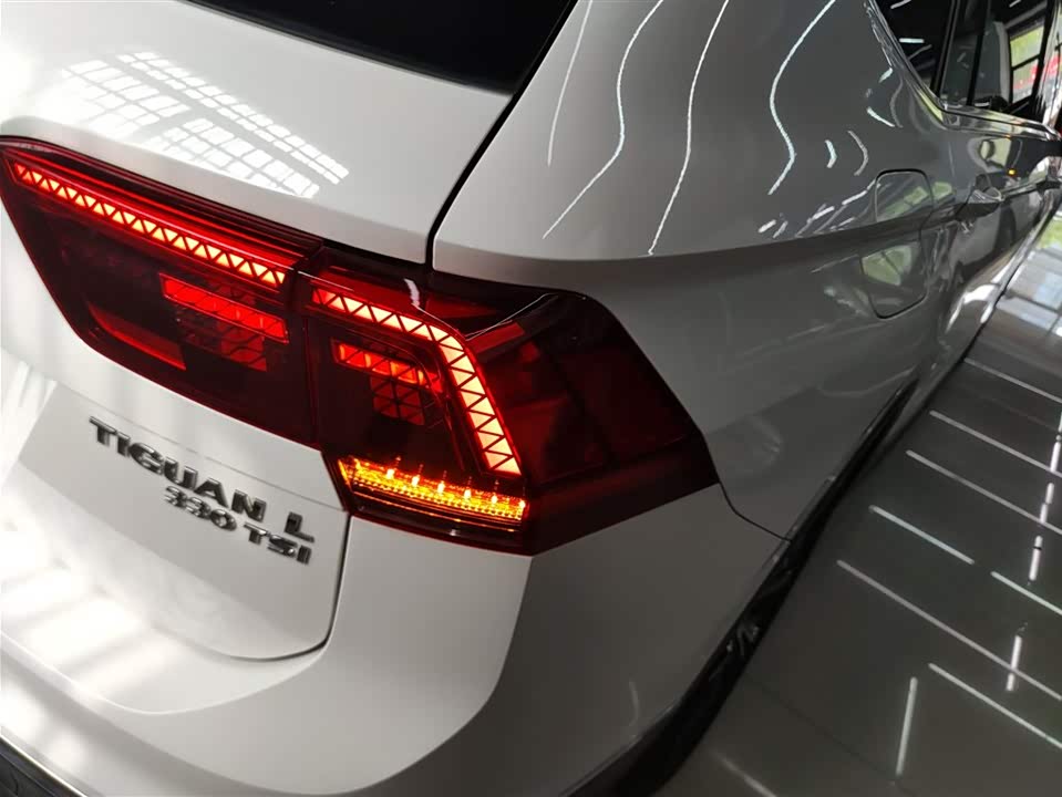 Volkswagen Tiguan L Volkswagen Tiguan L