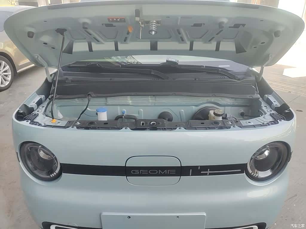 Geely Panda, 2025 20