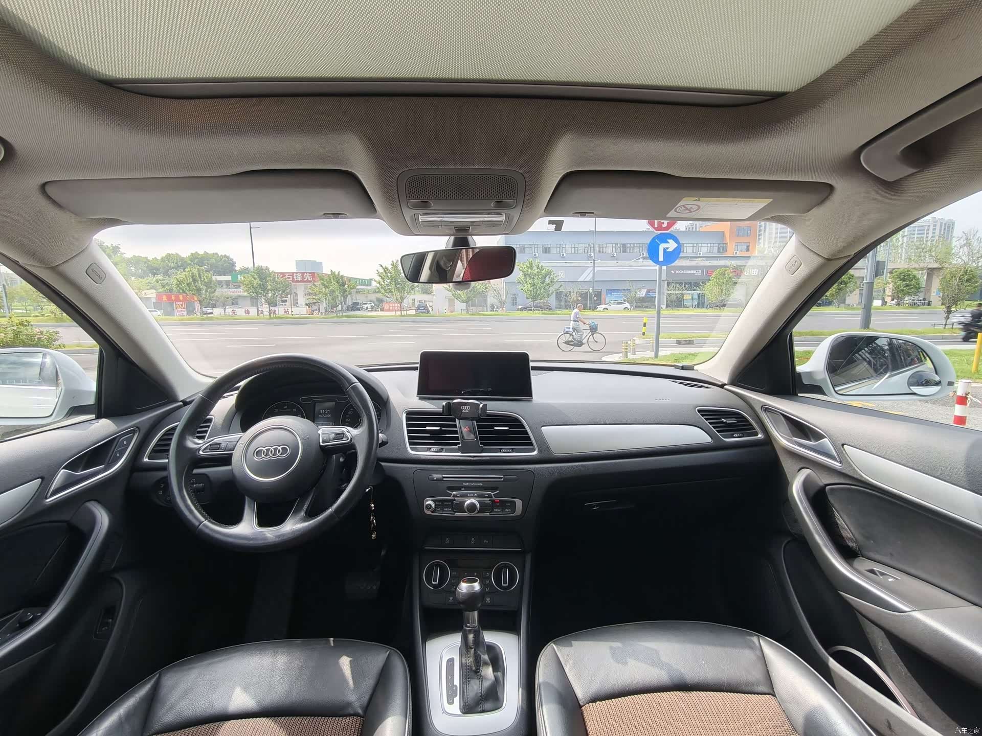 Audi Q3, 2017 9