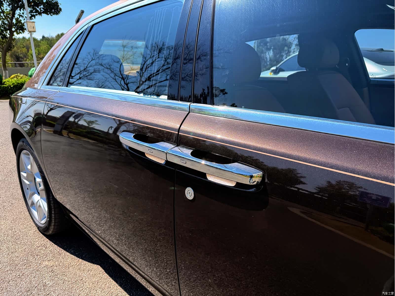 Rolls-Royce Ghost, 2014 25