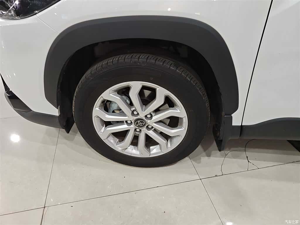 Toyota Frontlander, 2024 23