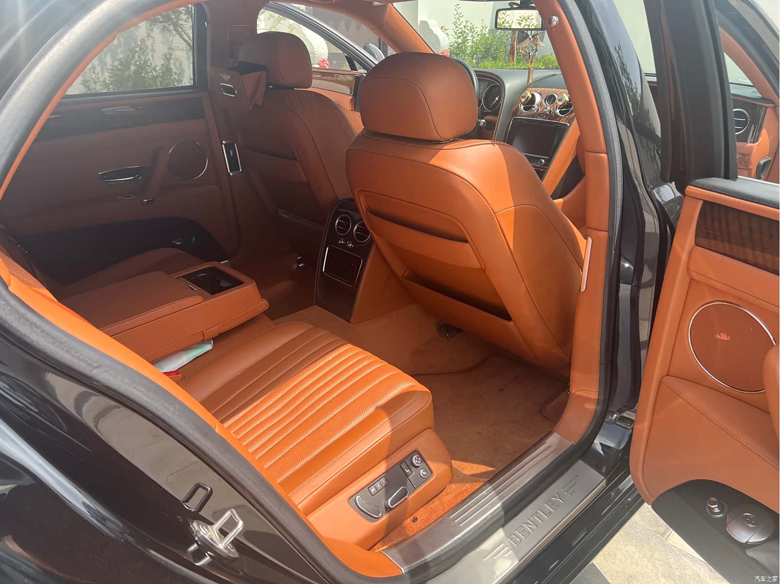 Bentley Flying Spur, 2018 11