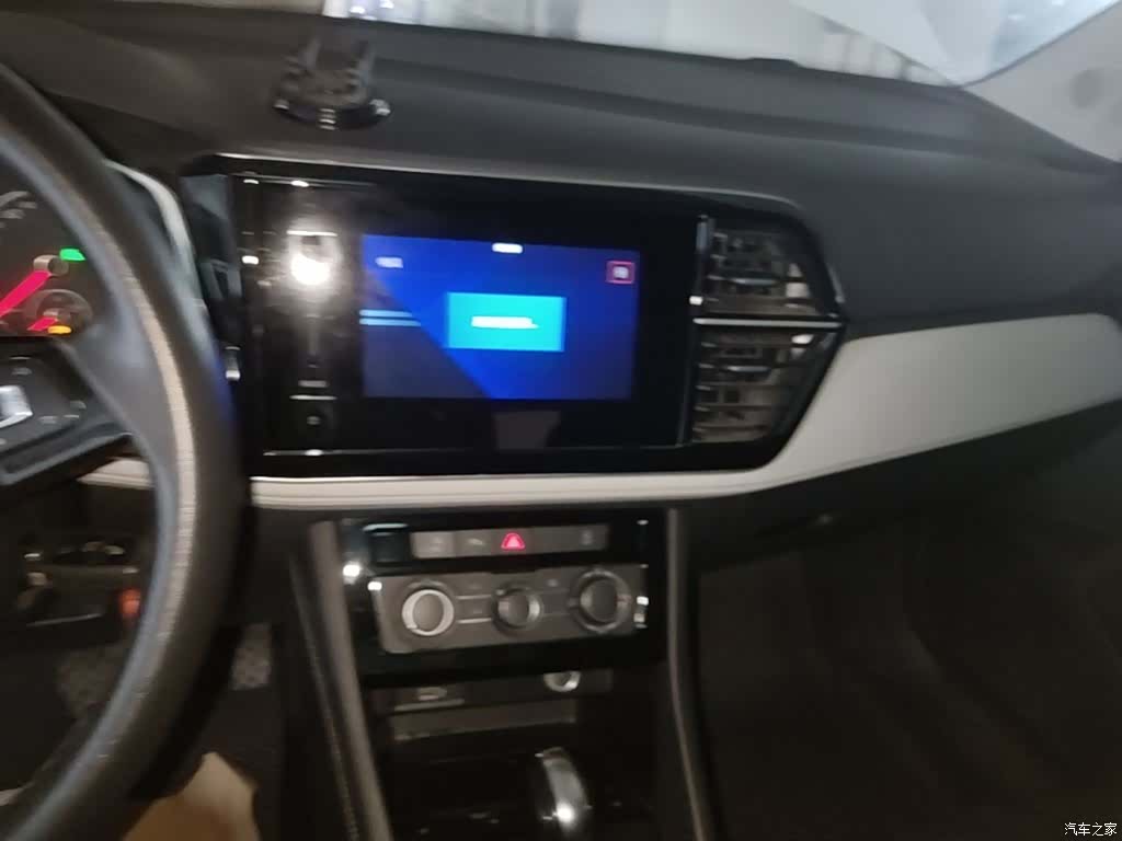 Volkswagen VS7, 2023 13