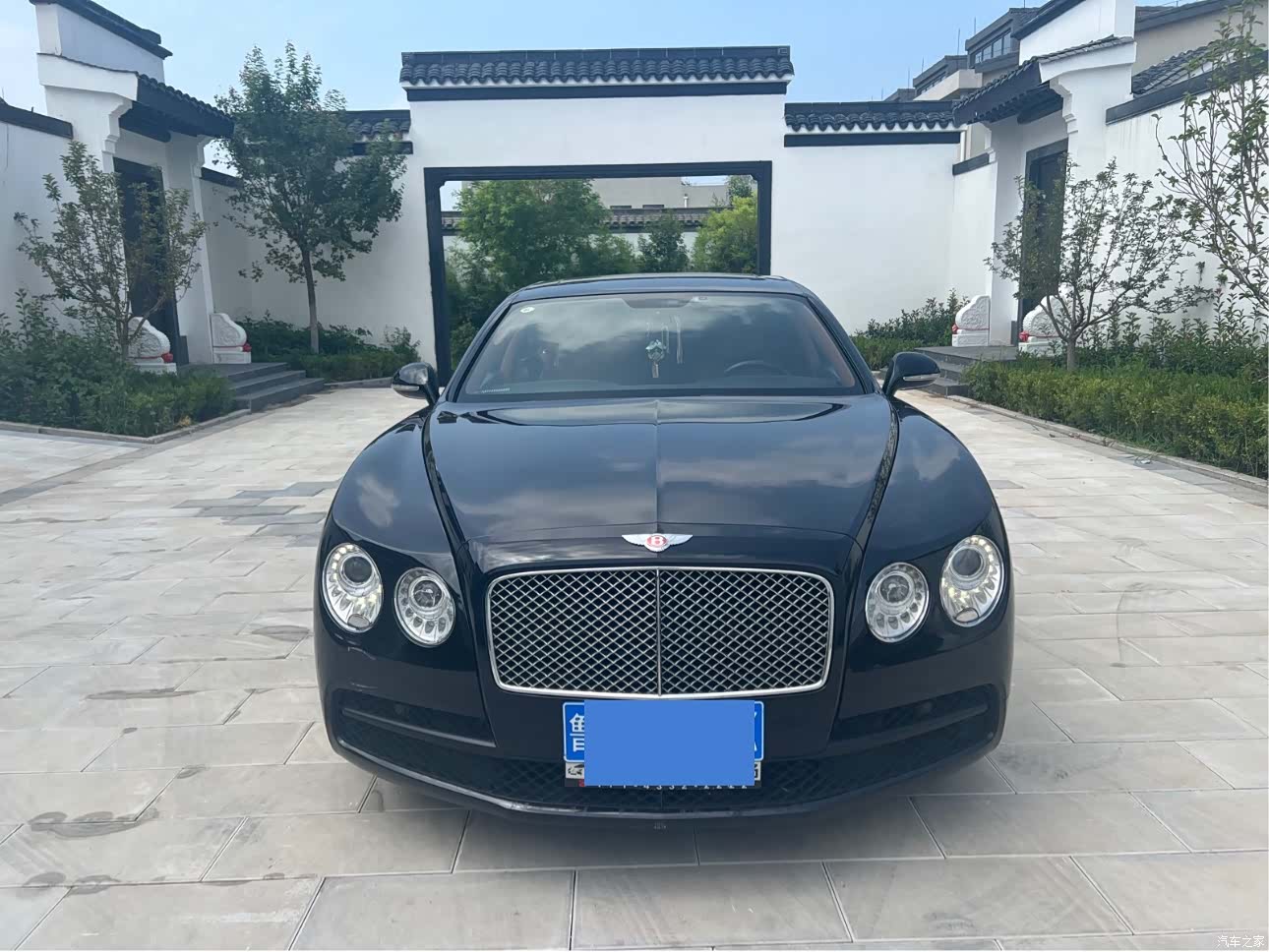 Bentley Flying Spur, 2018 3