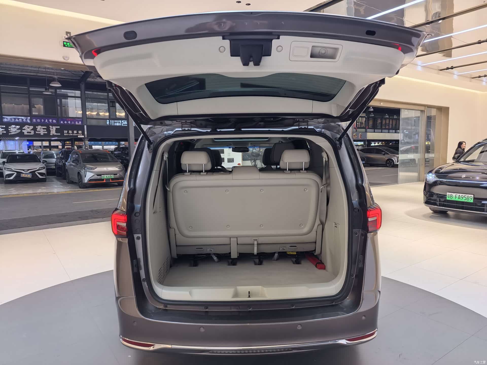 Buick GL8, 2022 23