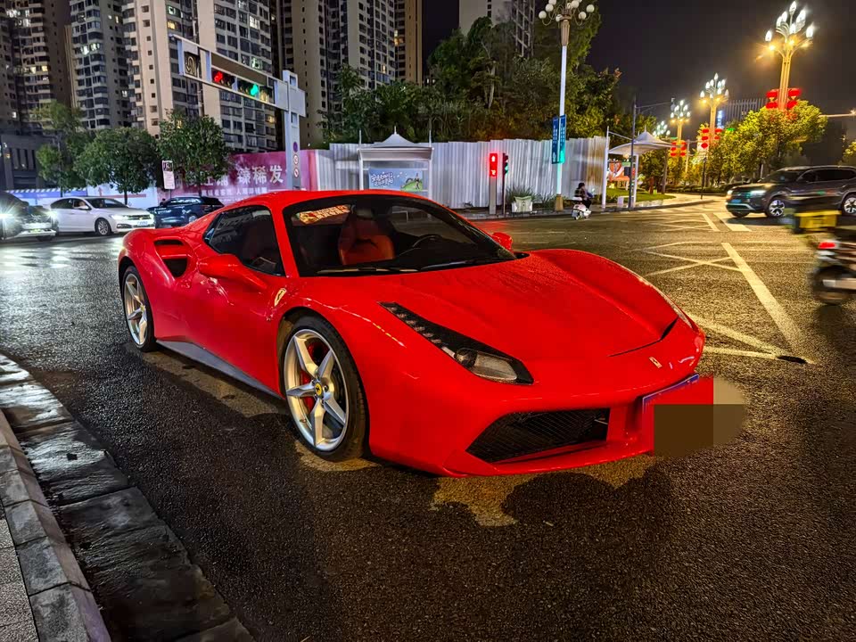 Ferrari 488