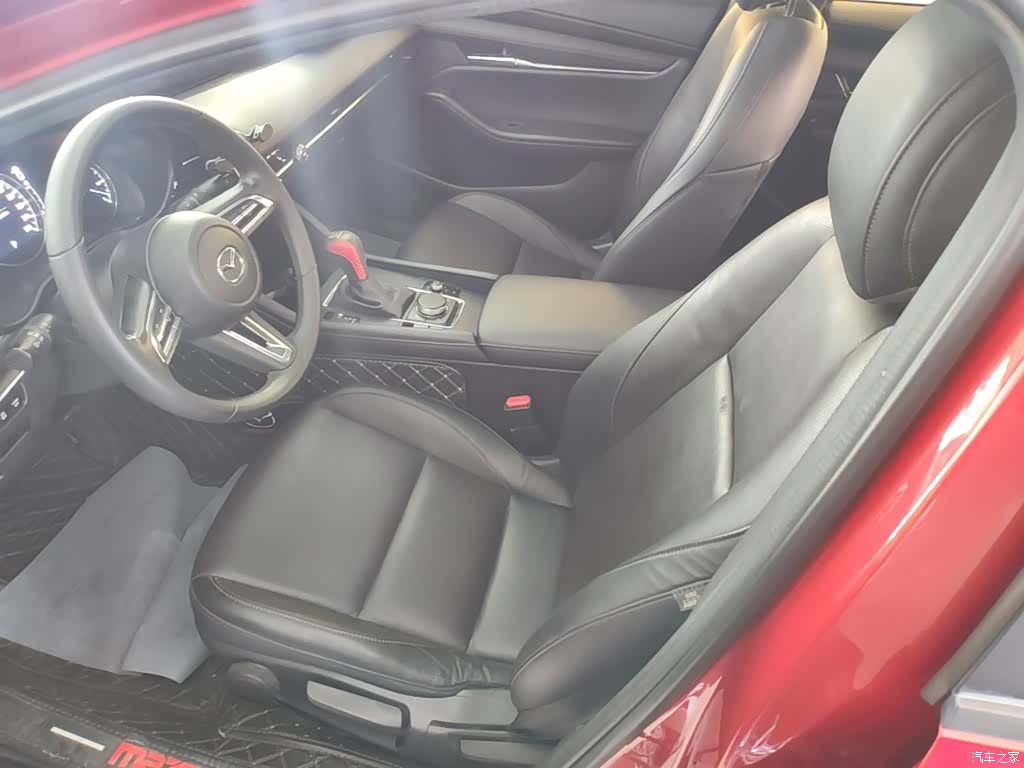 Mazda Mazda3, 2020 15