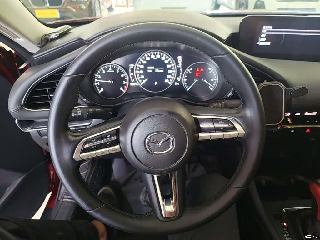 Mazda Mazda3, 2020 11