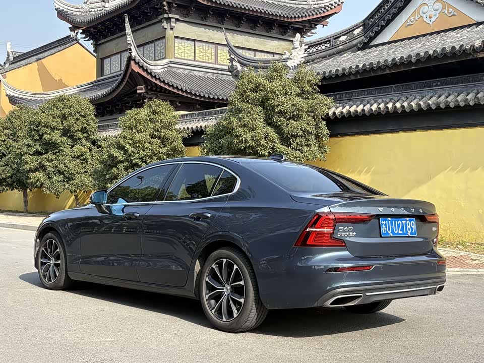 Volvo S60