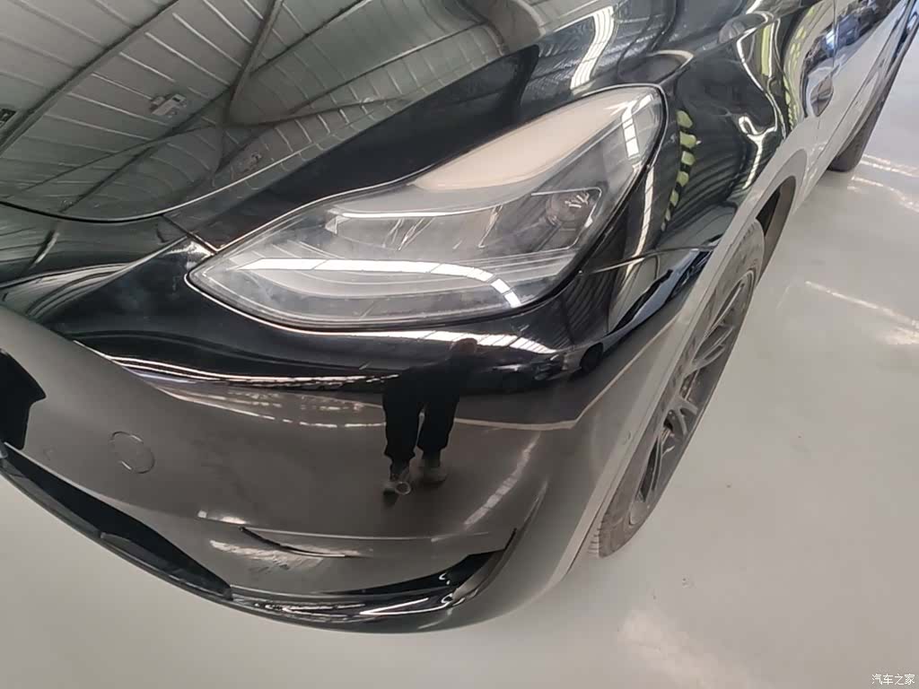 Tesla Model Y, 2023 24