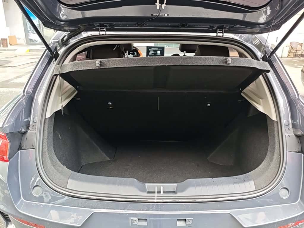 BYD E2, 2021 19