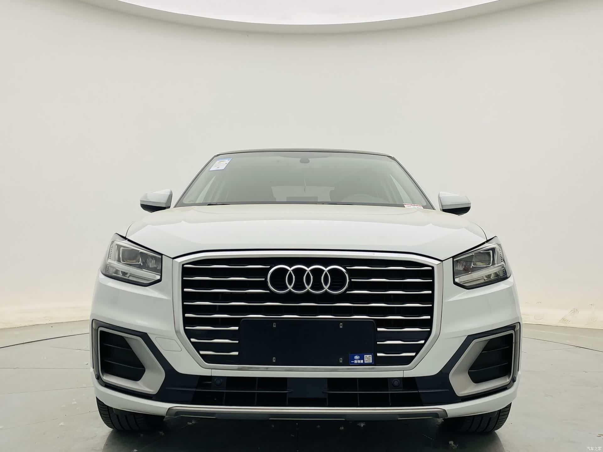 Audi Q2L, 2021 2
