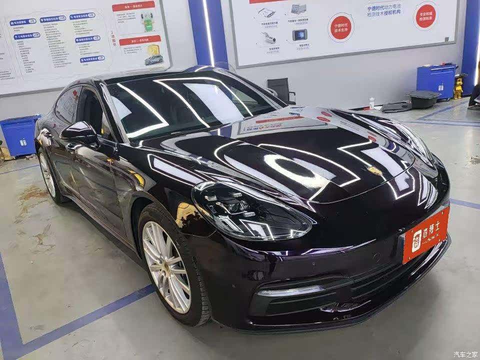 Porsche Panamera, 2019 2