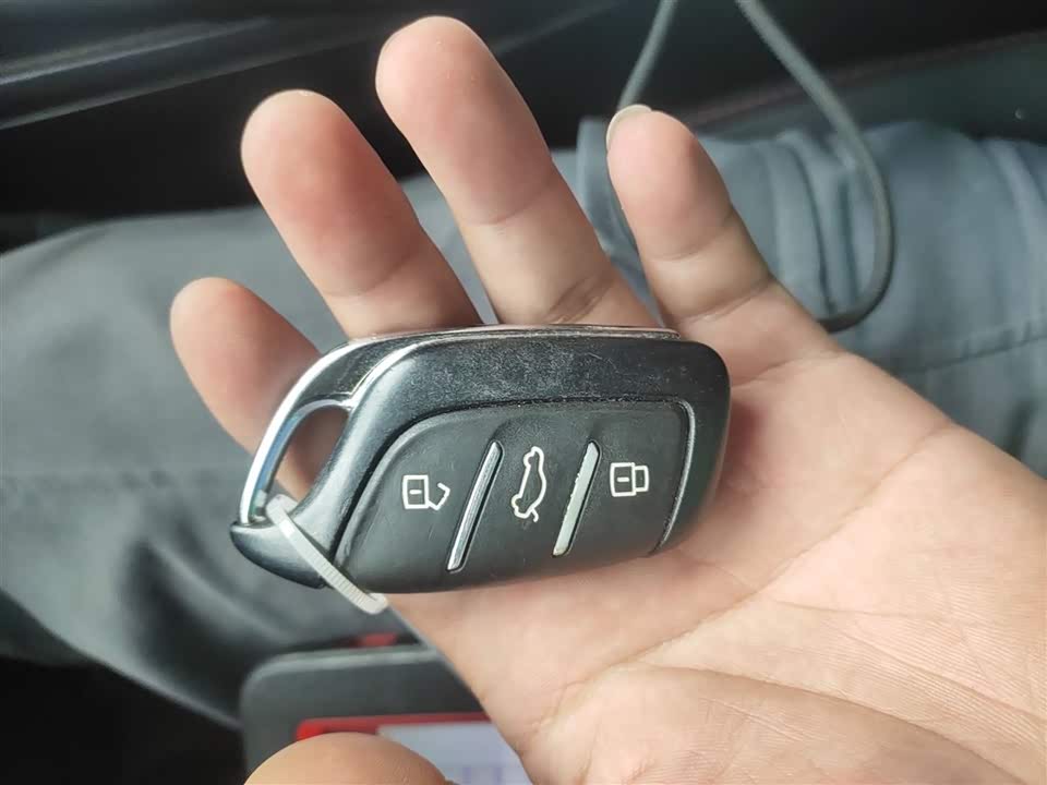MG MG5