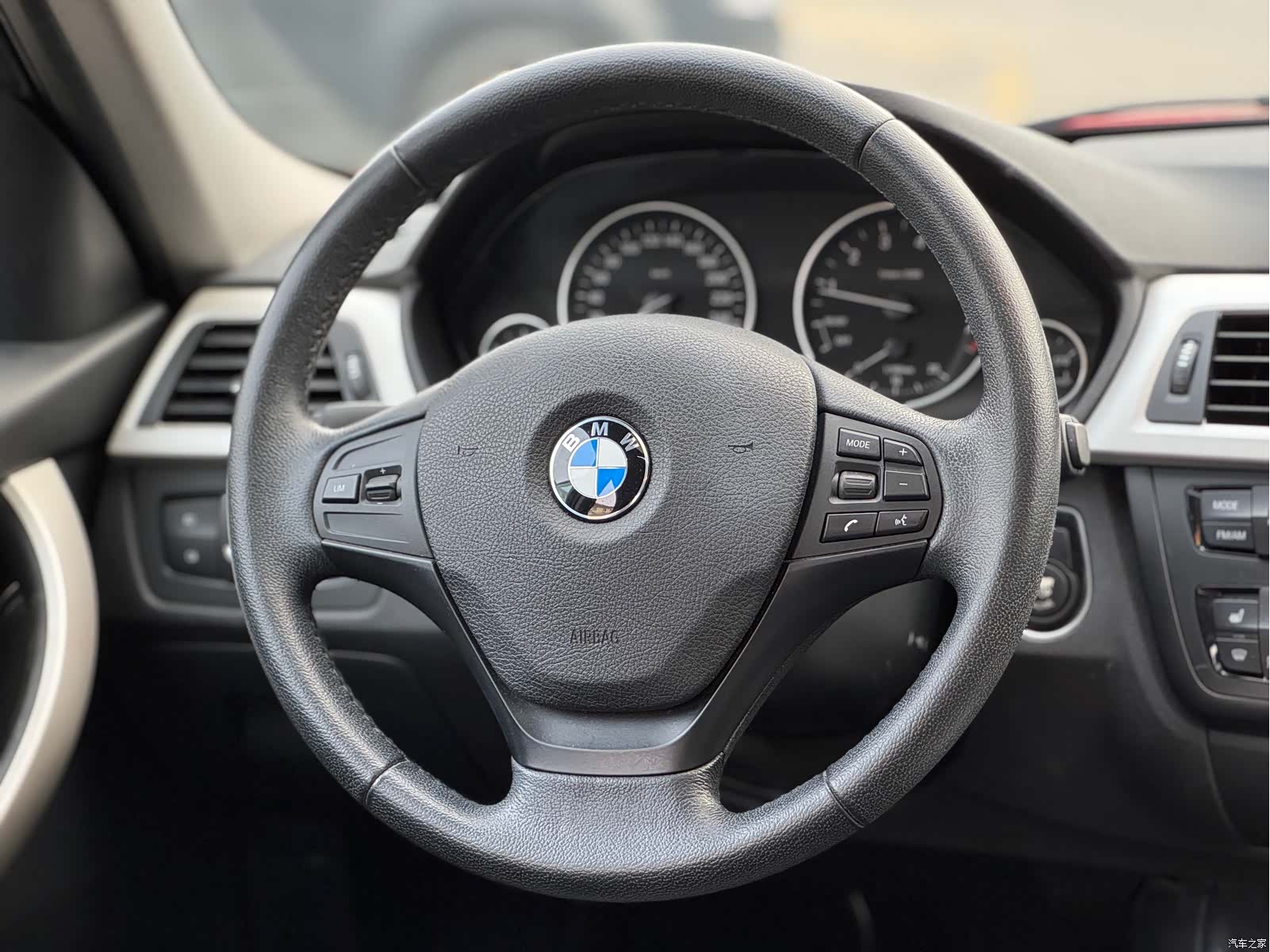 BMW 3 Series, 2014 14