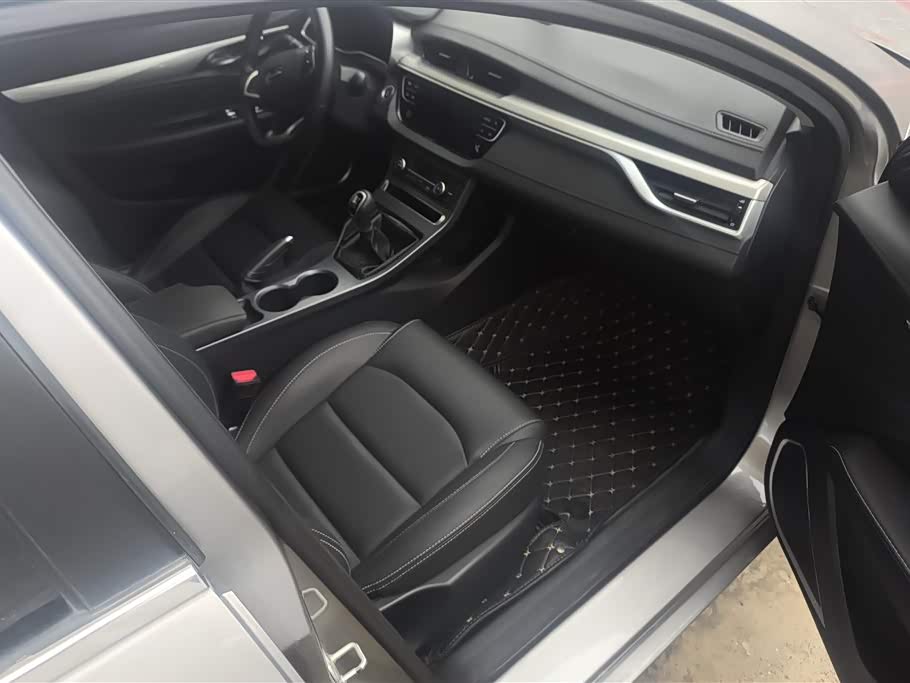 Geely Emgrand Geely Emgrand