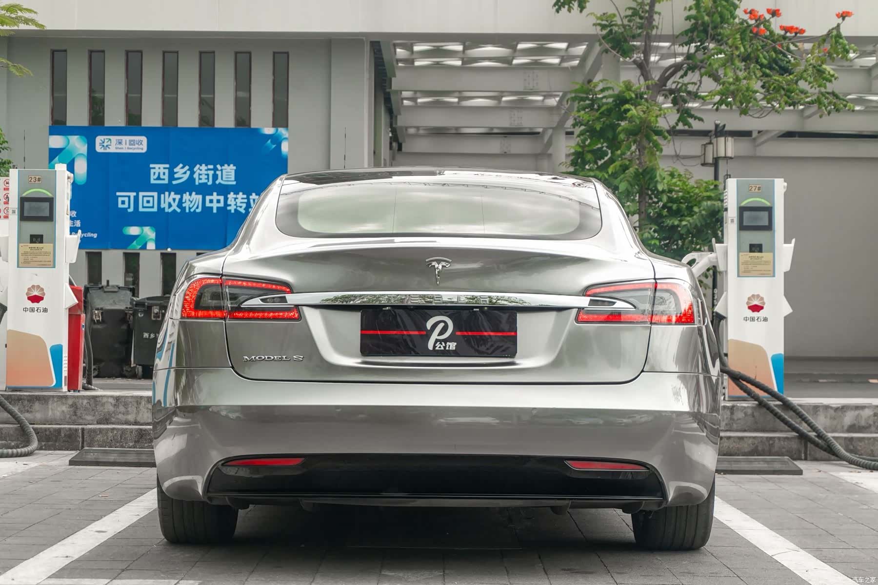 Tesla Model S, 2017 все фото