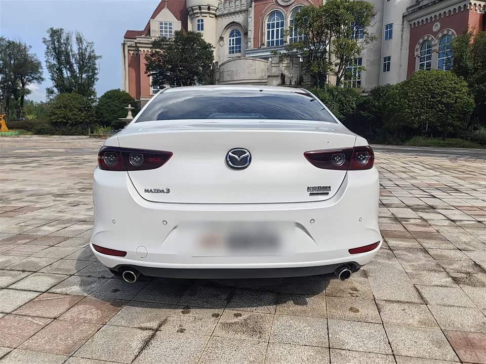 Mazda 3 Angkesaila