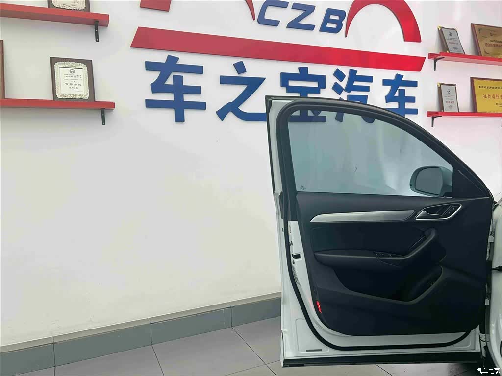 Audi Q3, 2016 21