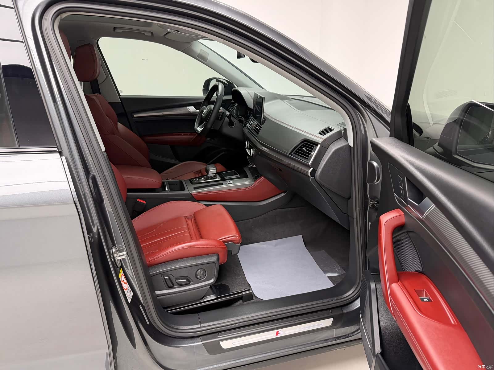 Audi Q5L, 2021 12