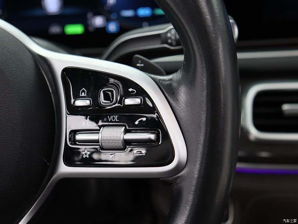 Mercedes-Benz GLS, 2021 18
