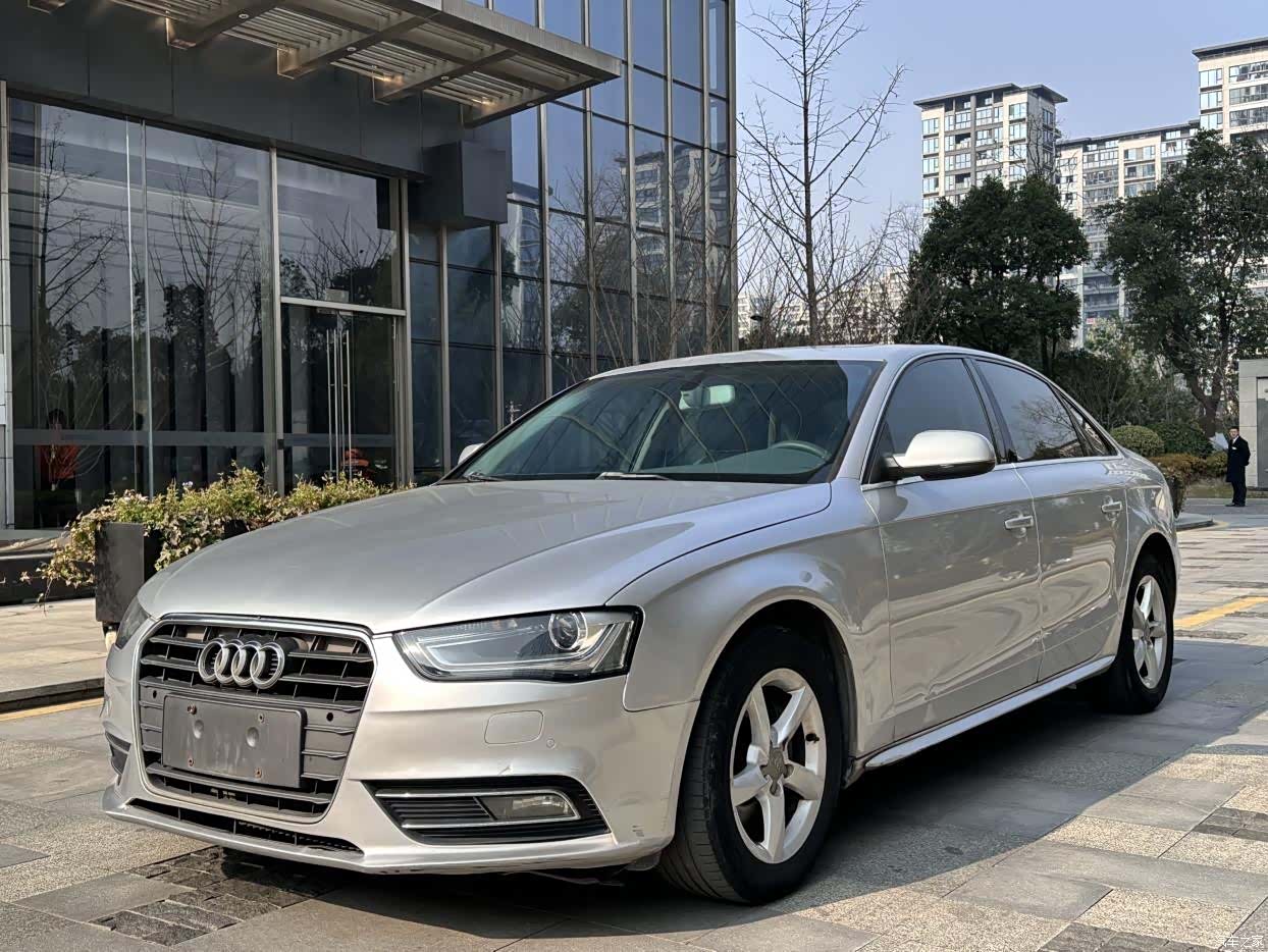 Audi A4L, 2013 1