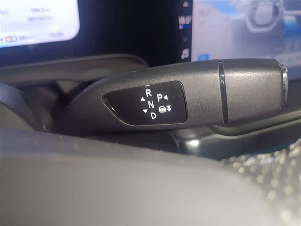 XPENG P7