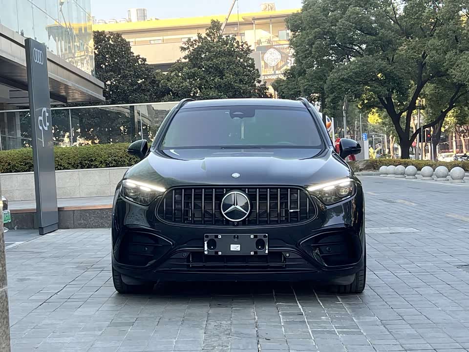 Mercedes-Benz GLC AMG