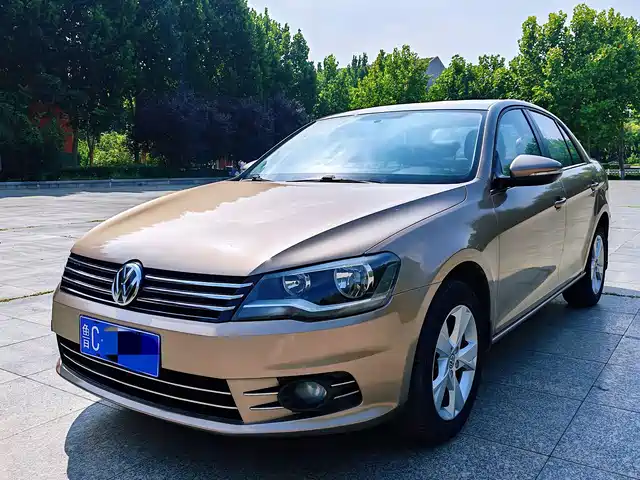 Volkswagen Bora 2014 — купить из Китая под заказ