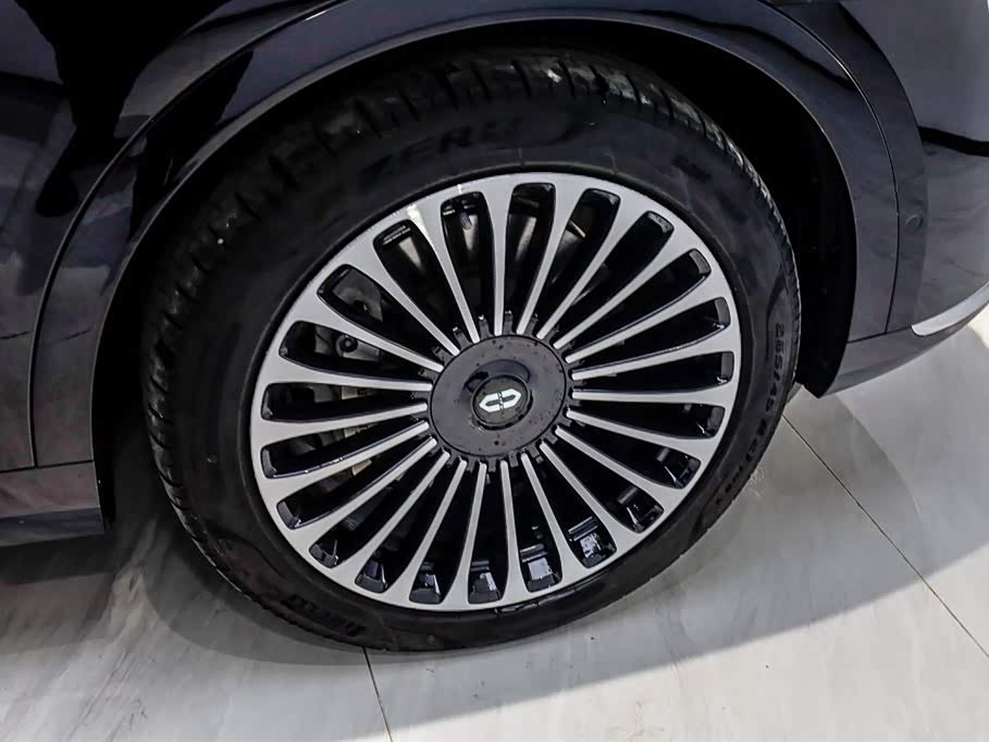 AITO Ask the world M9