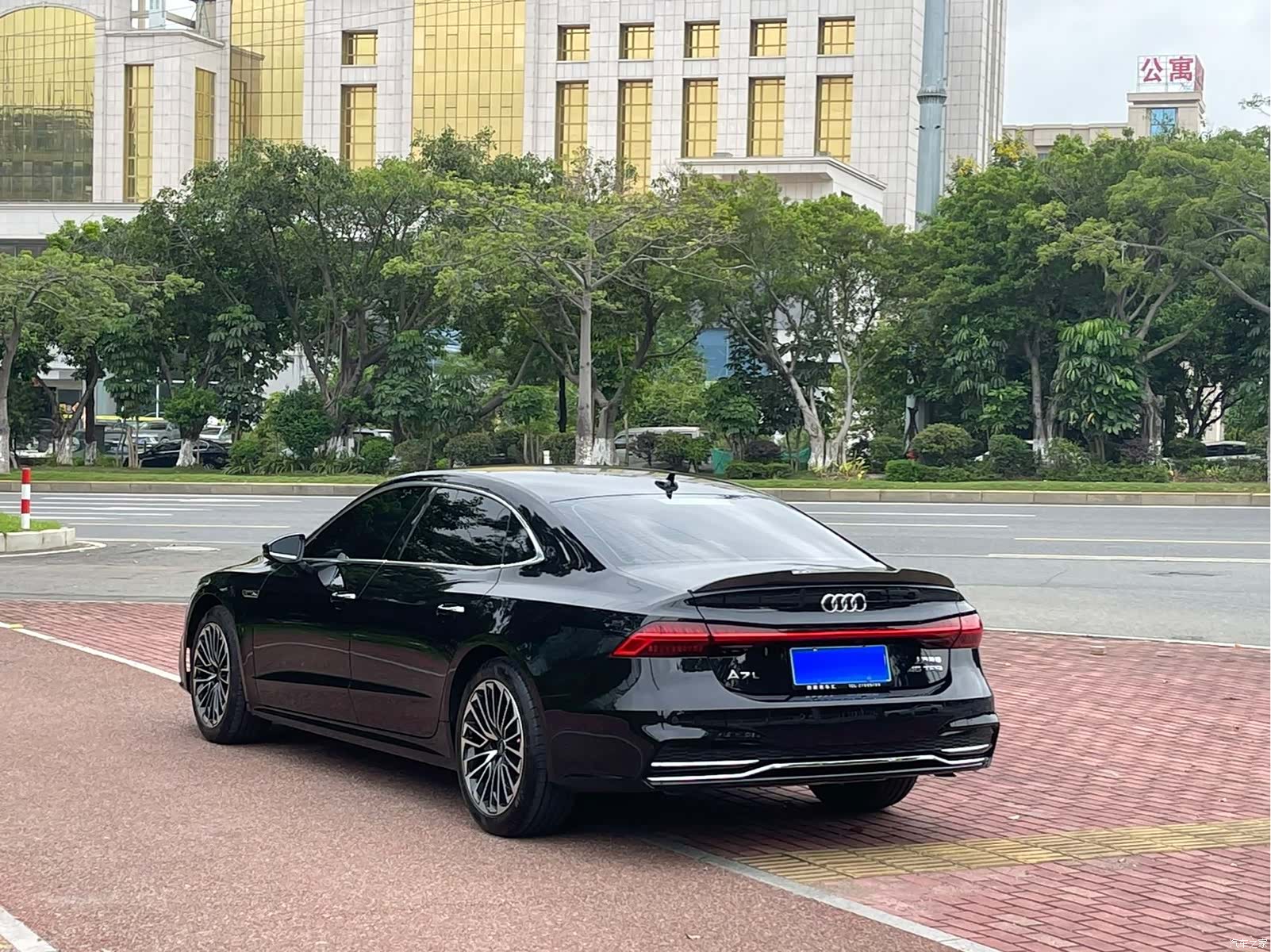 Audi A7L, 2025 8