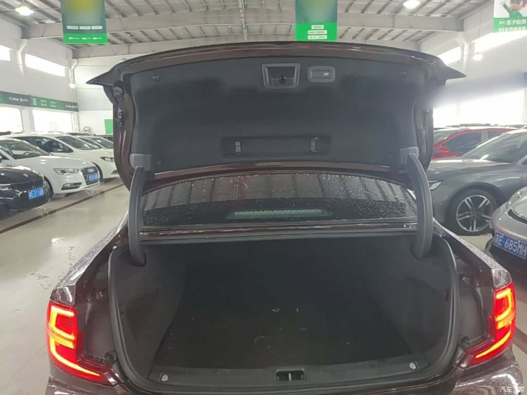 Volvo S90, 2019 19