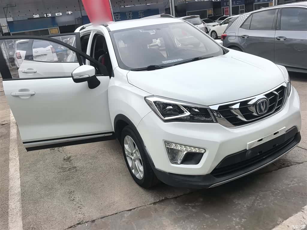 Changan CS15, 2016 4