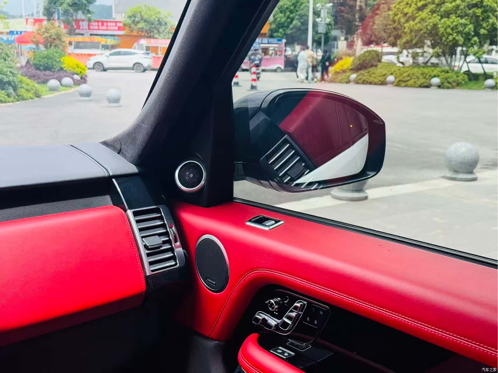 Land Rover Range Rover, 2019 16