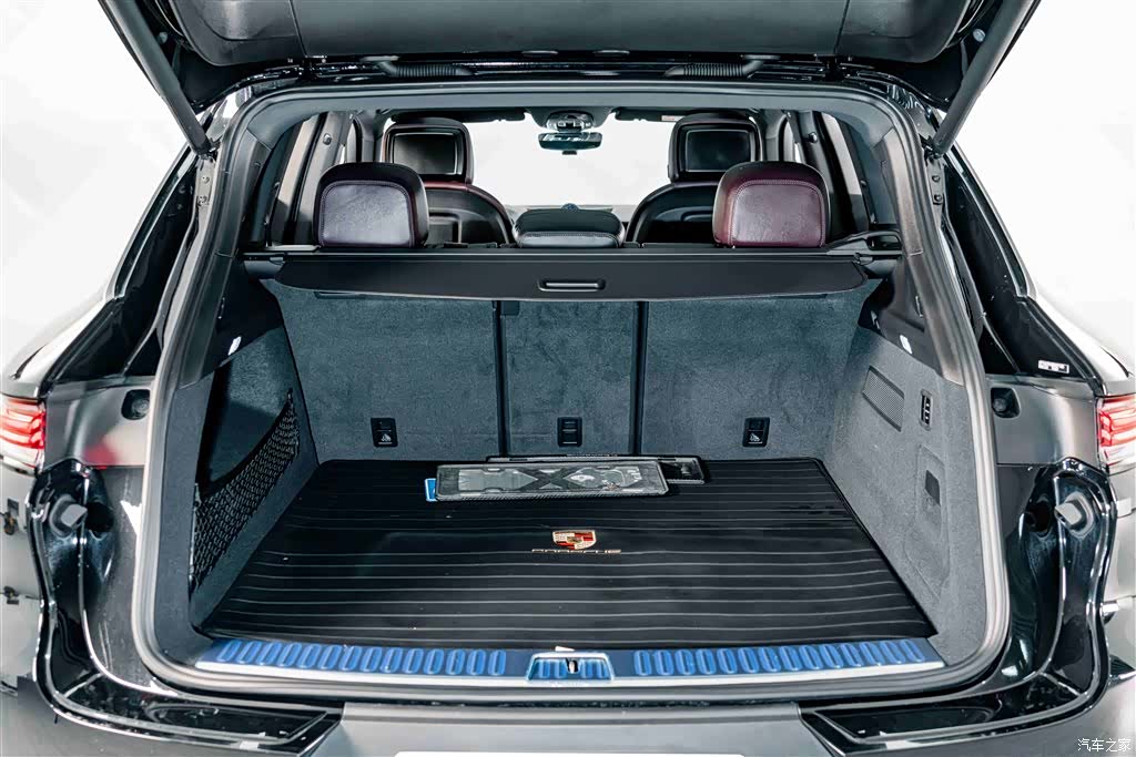 Porsche Cayenne, 2024 22
