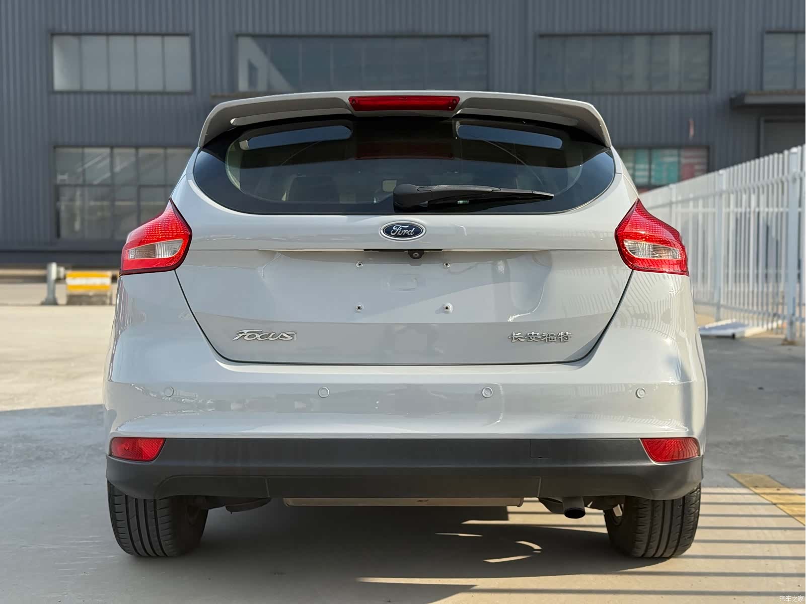 Ford Focus, 2019 все фото