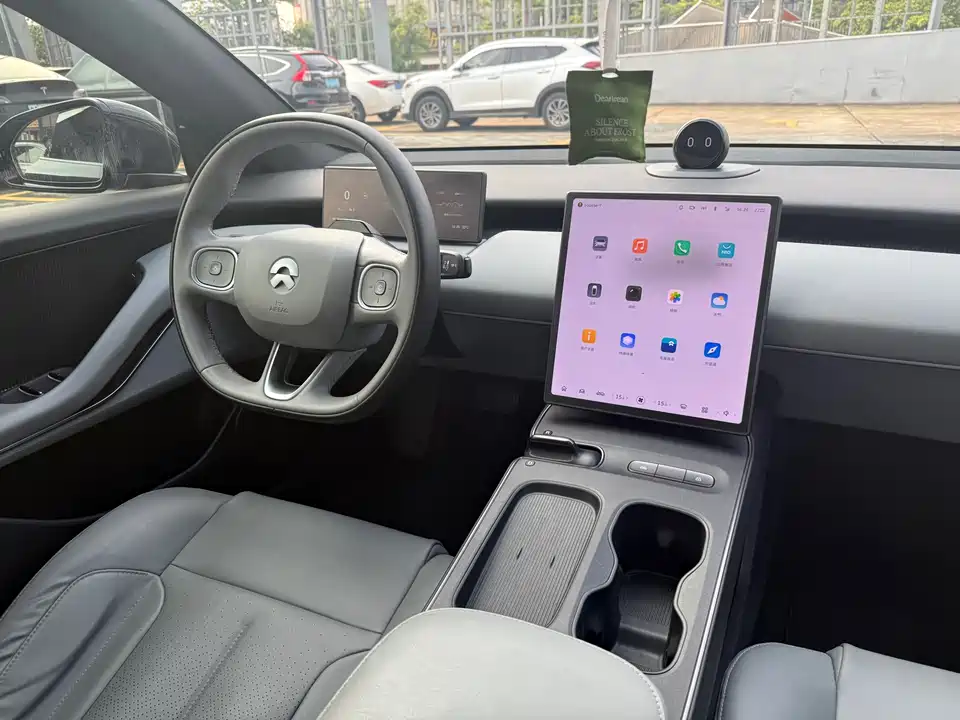 NIO ET5 NIO ET5