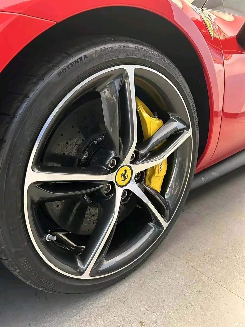 Ferrari 296, 2025 6