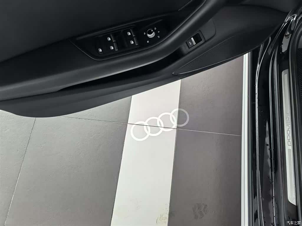 Audi A4, 2023 12