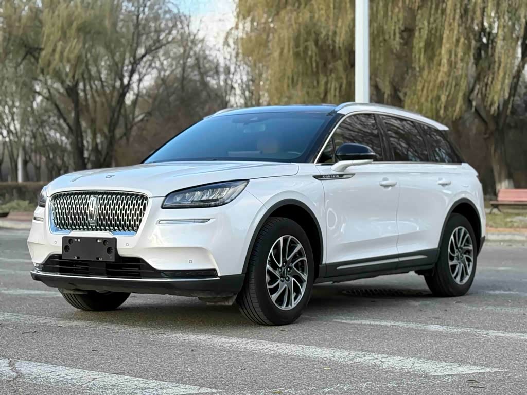 Lincoln Corsair