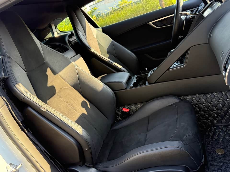 Jaguar F-TYPE Jaguar F-TYPE