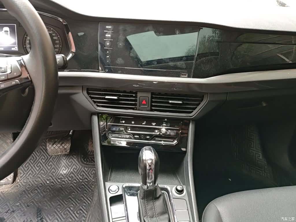 Volkswagen Bora, 2021 13