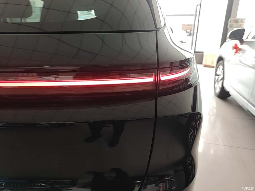 Li Auto L6, 2025 8