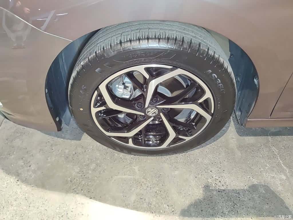 MG MG5, 2024 23