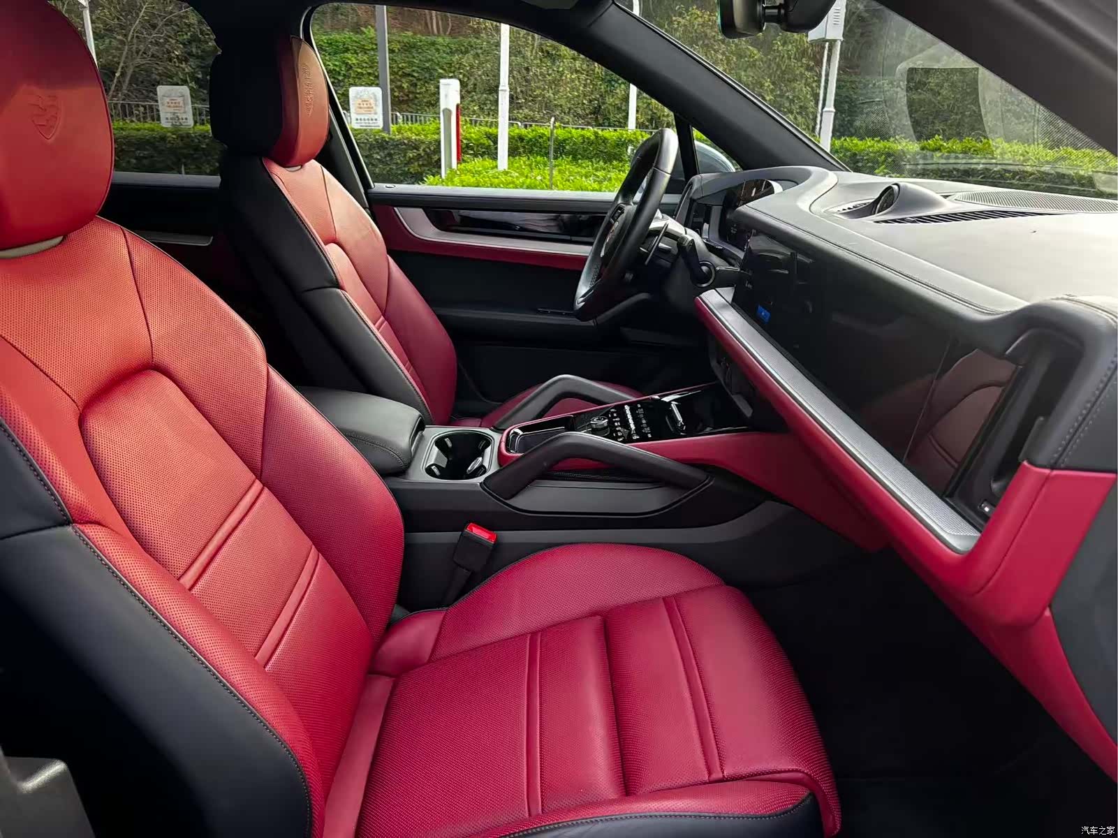Porsche Cayenne, 2025 7