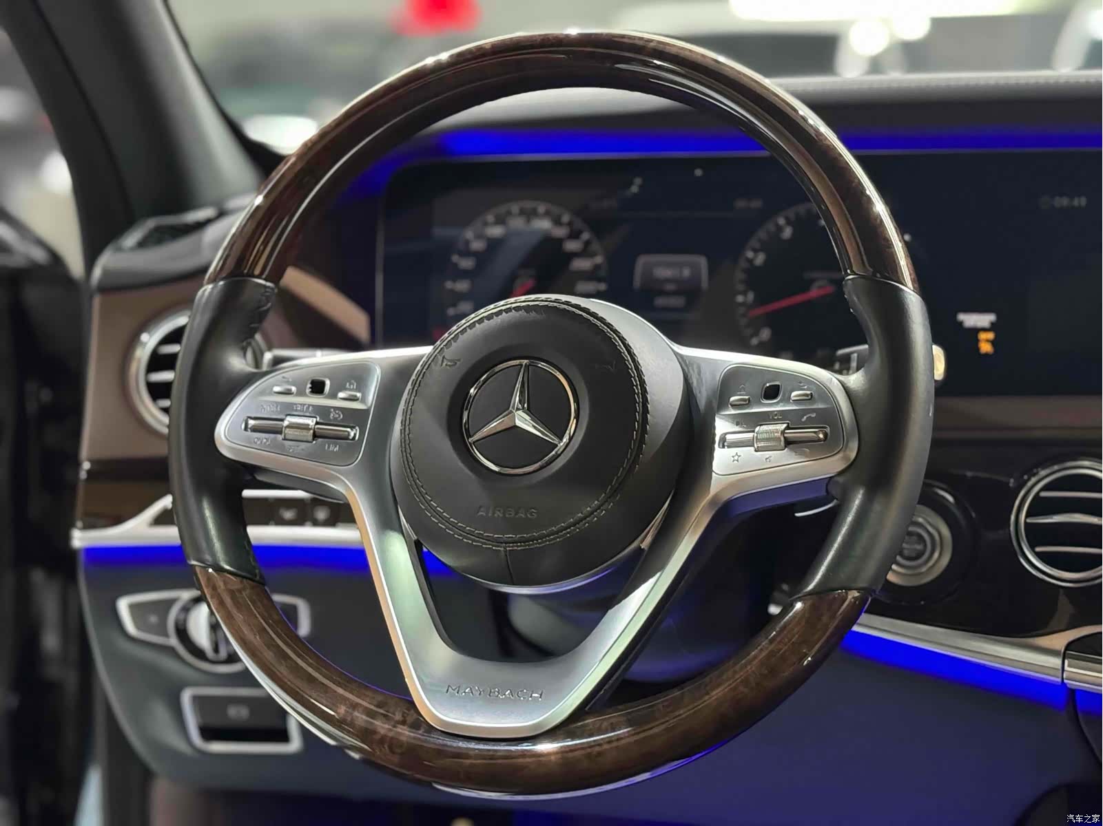 Maybach S-Class, 2018 10