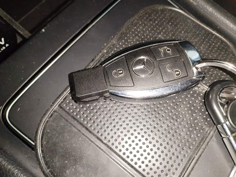 Mercedes-Benz CLA Mercedes-Benz CLA